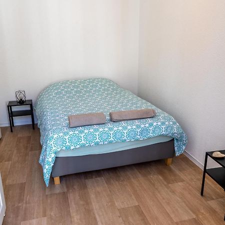 LE LYS- Appartement T3 tout equipé, vue imprenable sur le château de lourdes Exterior foto