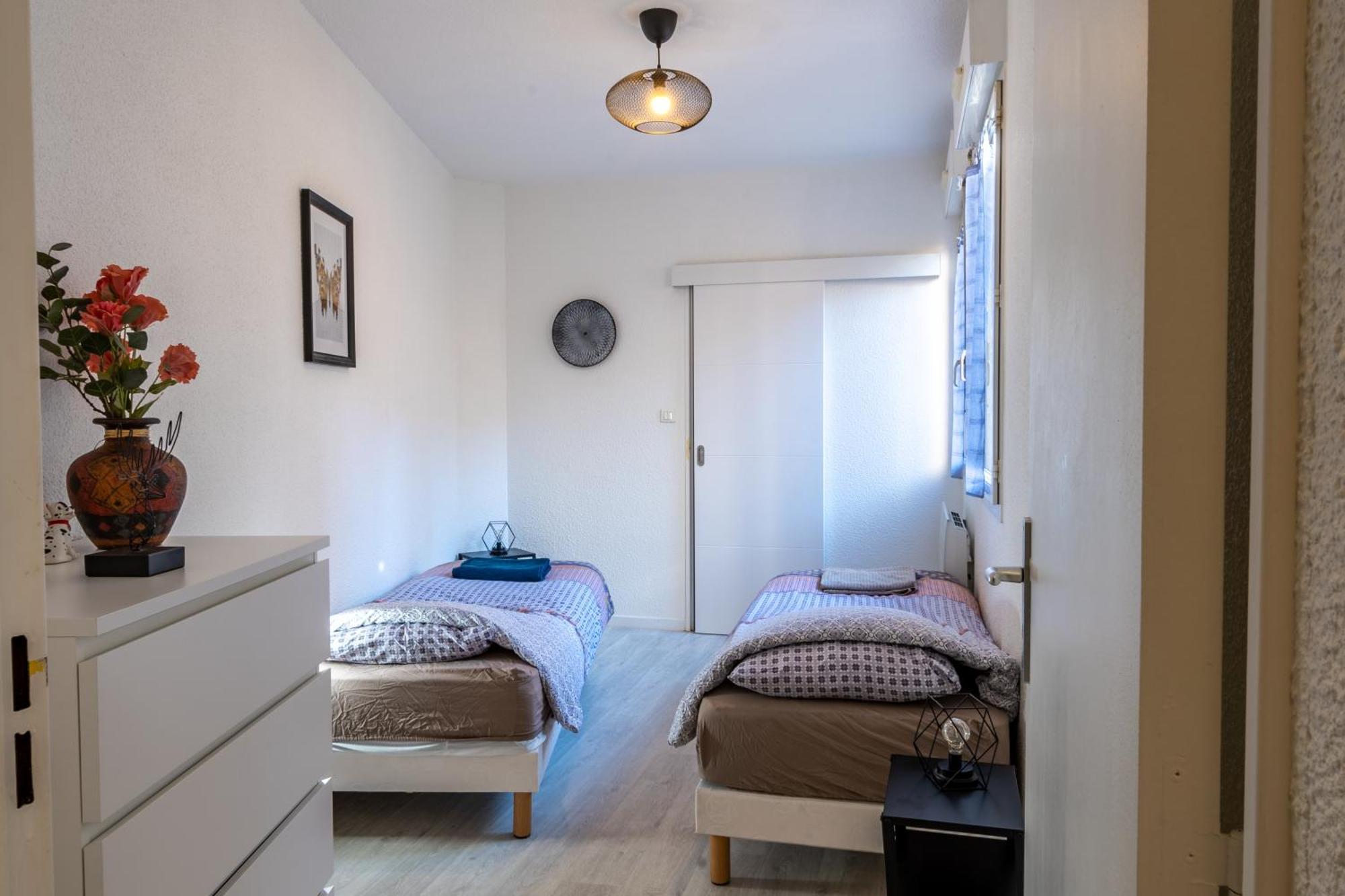 LE LYS- Appartement T3 tout equipé, vue imprenable sur le château de lourdes Exterior foto