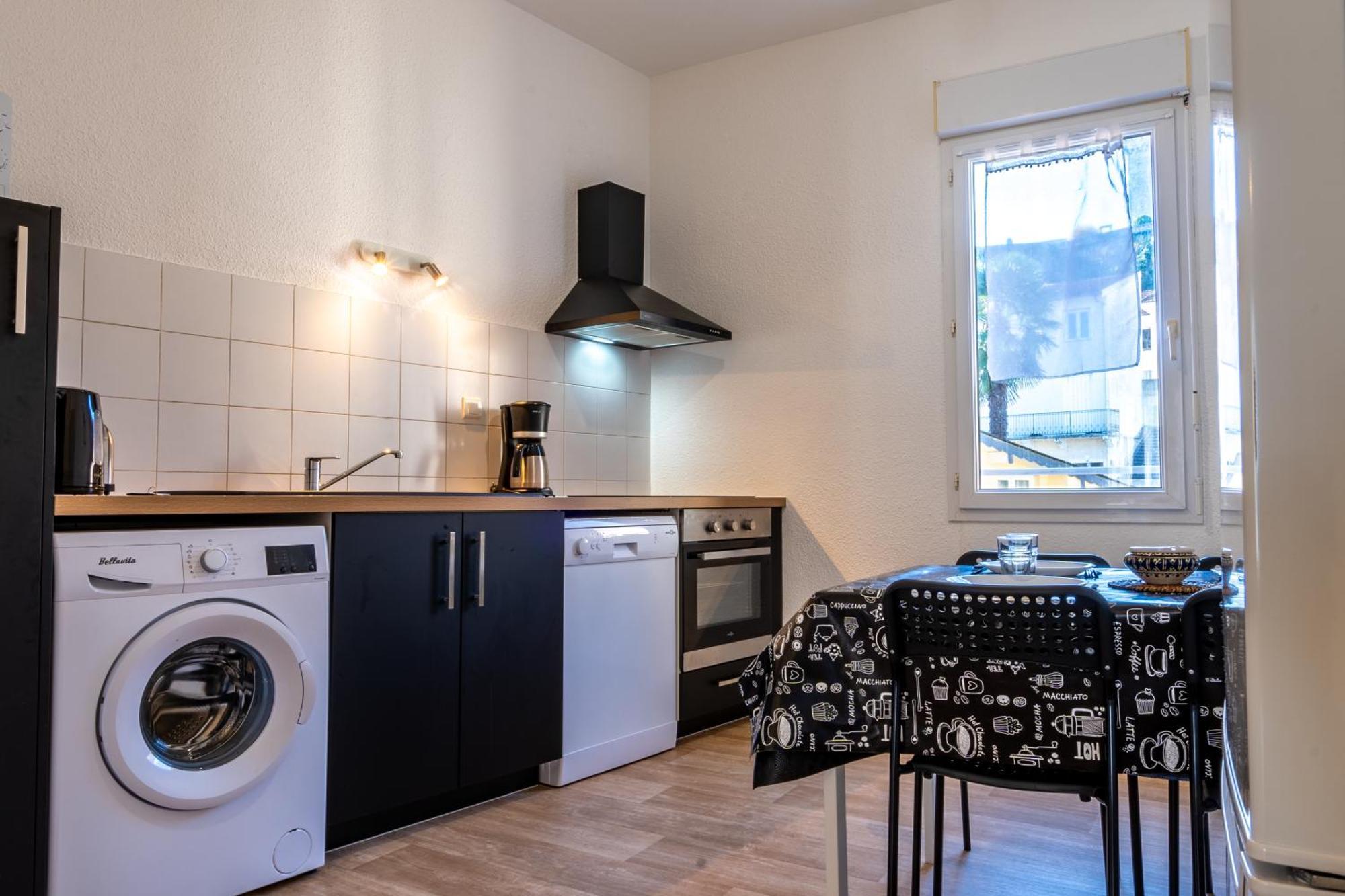 LE LYS- Appartement T3 tout equipé, vue imprenable sur le château de lourdes Exterior foto