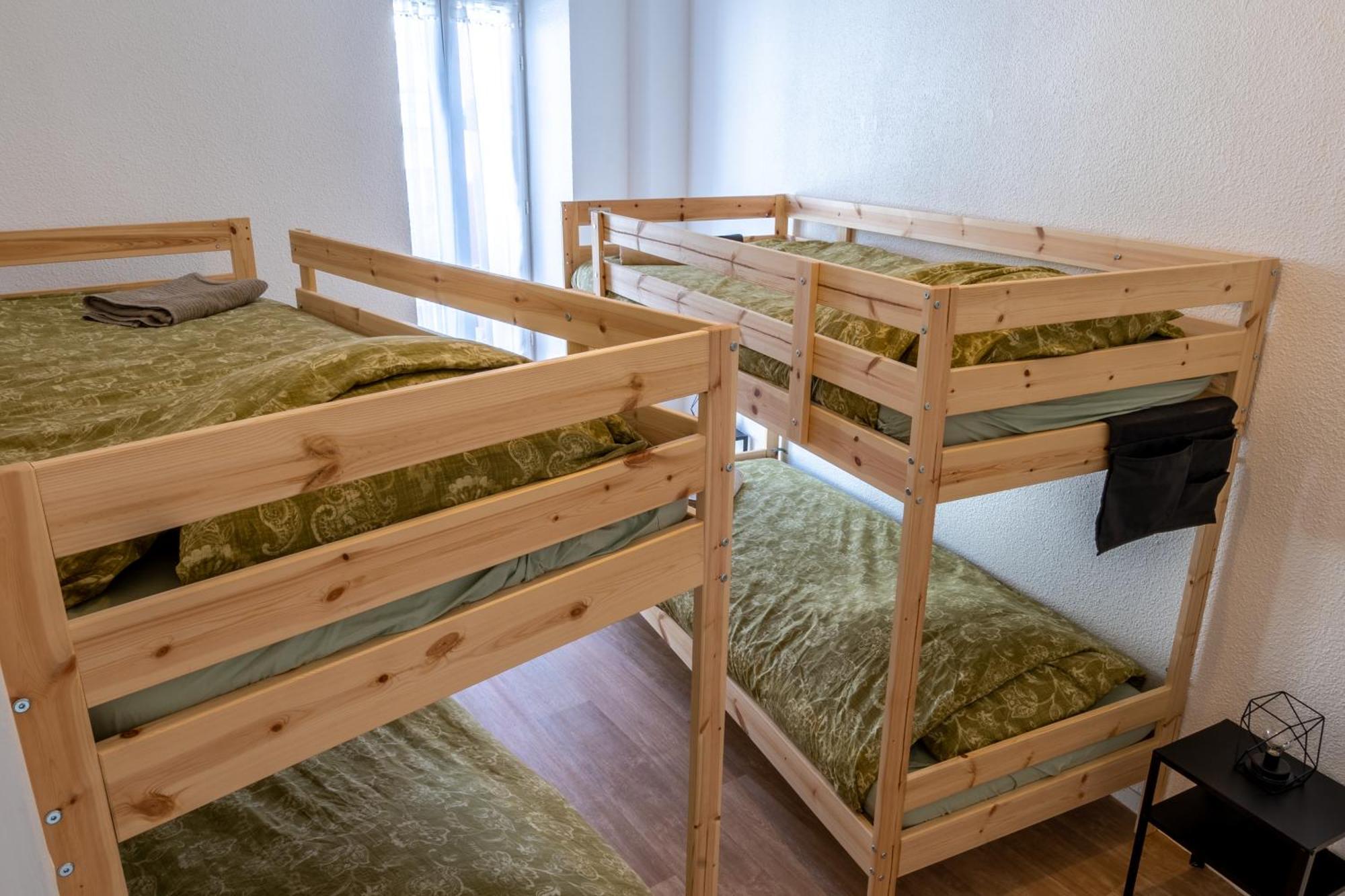 LE LYS- Appartement T3 tout equipé, vue imprenable sur le château de lourdes Exterior foto